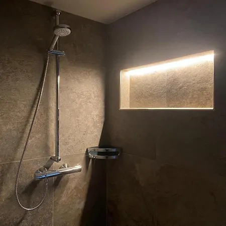 Stadtpalais Bellevue-suite 3- Zimmer- Maisonettewohnung Mit Dachterrasse Maximal 4 Personen