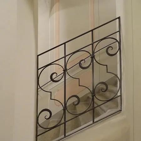 Daire Stadtpalais Bellevue-suite 3- Zimmer- Maisonettewohnung Mit Dachterrasse Maximal 4 Personen
