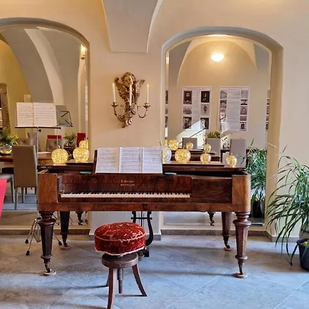 Appartamento Stadtpalais Bellevue-suite 3- Zimmer- Maisonettewohnung Mit Dachterrasse Maximal 4 Personen Bautzen