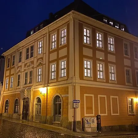 Daire Stadtpalais Bellevue-suite 3- Zimmer- Maisonettewohnung Mit Dachterrasse Maximal 4 Personen *