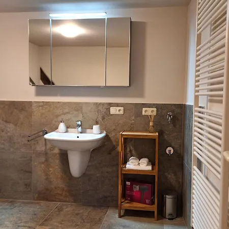 Stadtpalais Bellevue-suite 3- Zimmer- Maisonettewohnung Mit Dachterrasse Maximal 4 Personen