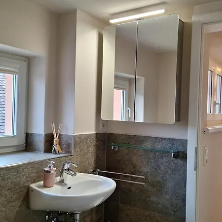 Daire Stadtpalais Bellevue-suite 3- Zimmer- Maisonettewohnung Mit Dachterrasse Maximal 4 Personen