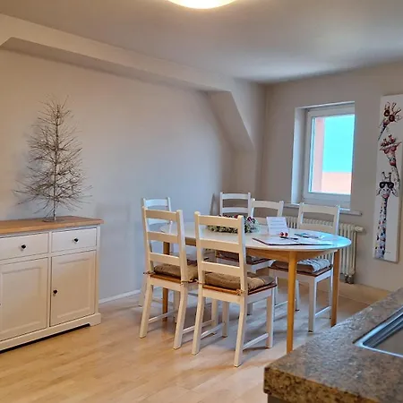 Daire Stadtpalais Bellevue-suite 3- Zimmer- Maisonettewohnung Mit Dachterrasse Maximal 4 Personen Bautzen