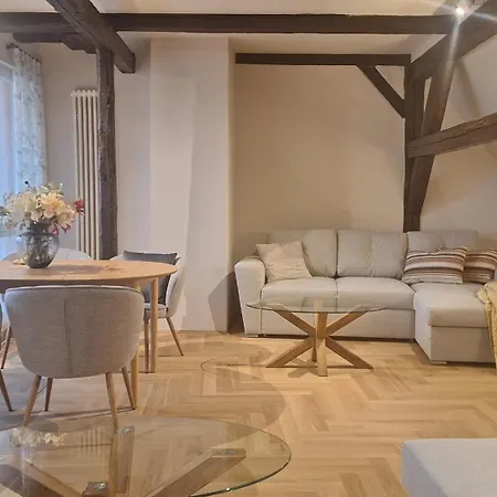 Daire Stadtpalais Bellevue-suite 3- Zimmer- Maisonettewohnung Mit Dachterrasse Maximal 4 Personen *