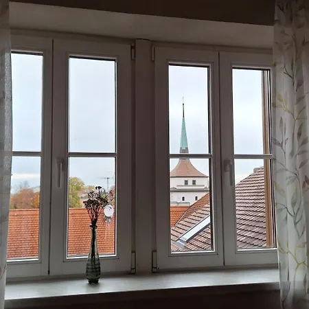 Daire Stadtpalais Bellevue-suite 3- Zimmer- Maisonettewohnung Mit Dachterrasse Maximal 4 Personen *