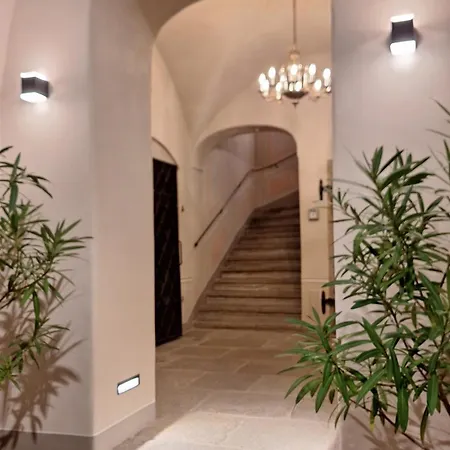 Stadtpalais Bellevue-suite 3- Zimmer- Maisonettewohnung Mit Dachterrasse Maximal 4 Personen Apartamento Bautzen