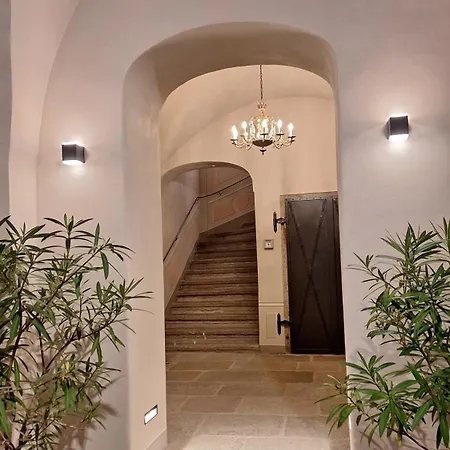 Stadtpalais Bellevue-suite 3- Zimmer- Maisonettewohnung Mit Dachterrasse Maximal 4 Personen *