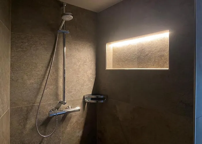 Stadtpalais Bellevue-suite 3- Zimmer- Maisonettewohnung Mit Dachterrasse Maximal 4 Personen