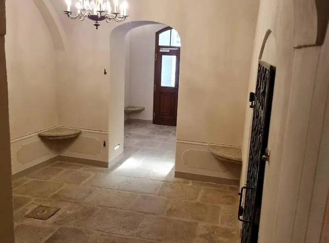 Apartment Stadtpalais Bellevue-suite 3- Zimmer- Maisonettewohnung Mit Dachterrasse Maximal 4 Personen *