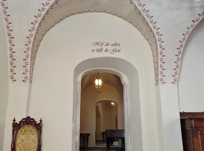 Stadtpalais Bellevue-suite 3- Zimmer- Maisonettewohnung Mit Dachterrasse Maximal 4 Personen Apartment *