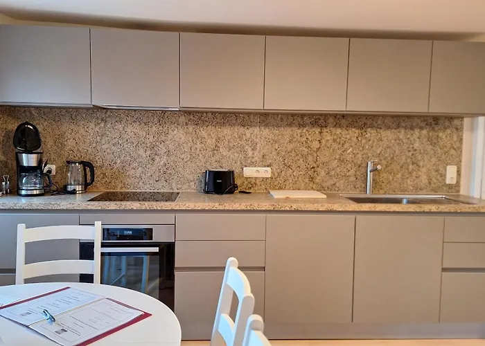 Stadtpalais Bellevue-suite 3- Zimmer- Maisonettewohnung Mit Dachterrasse Maximal 4 Personen Bautzen