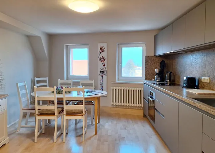 Stadtpalais Bellevue-suite 3- Zimmer- Maisonettewohnung Mit Dachterrasse Maximal 4 Personen *
