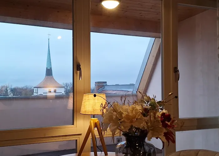 Stadtpalais Bellevue-suite 3- Zimmer- Maisonettewohnung Mit Dachterrasse Maximal 4 Personen