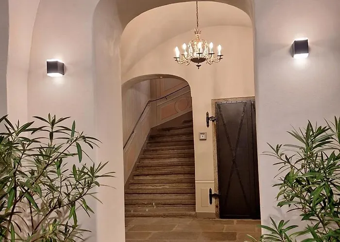 Stadtpalais Bellevue-suite 3- Zimmer- Maisonettewohnung Mit Dachterrasse Maximal 4 Personen *